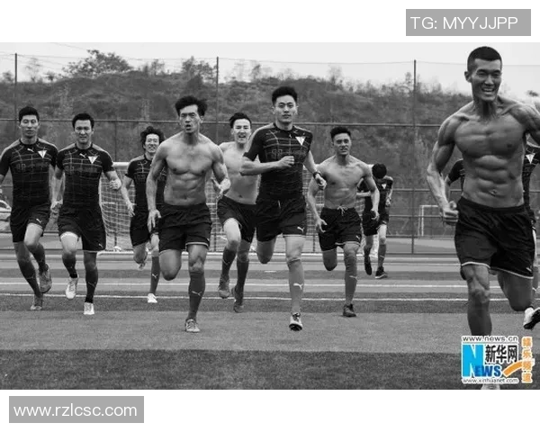 足球明星跨界挑战超级碗展现运动魅力与激情的完美结合